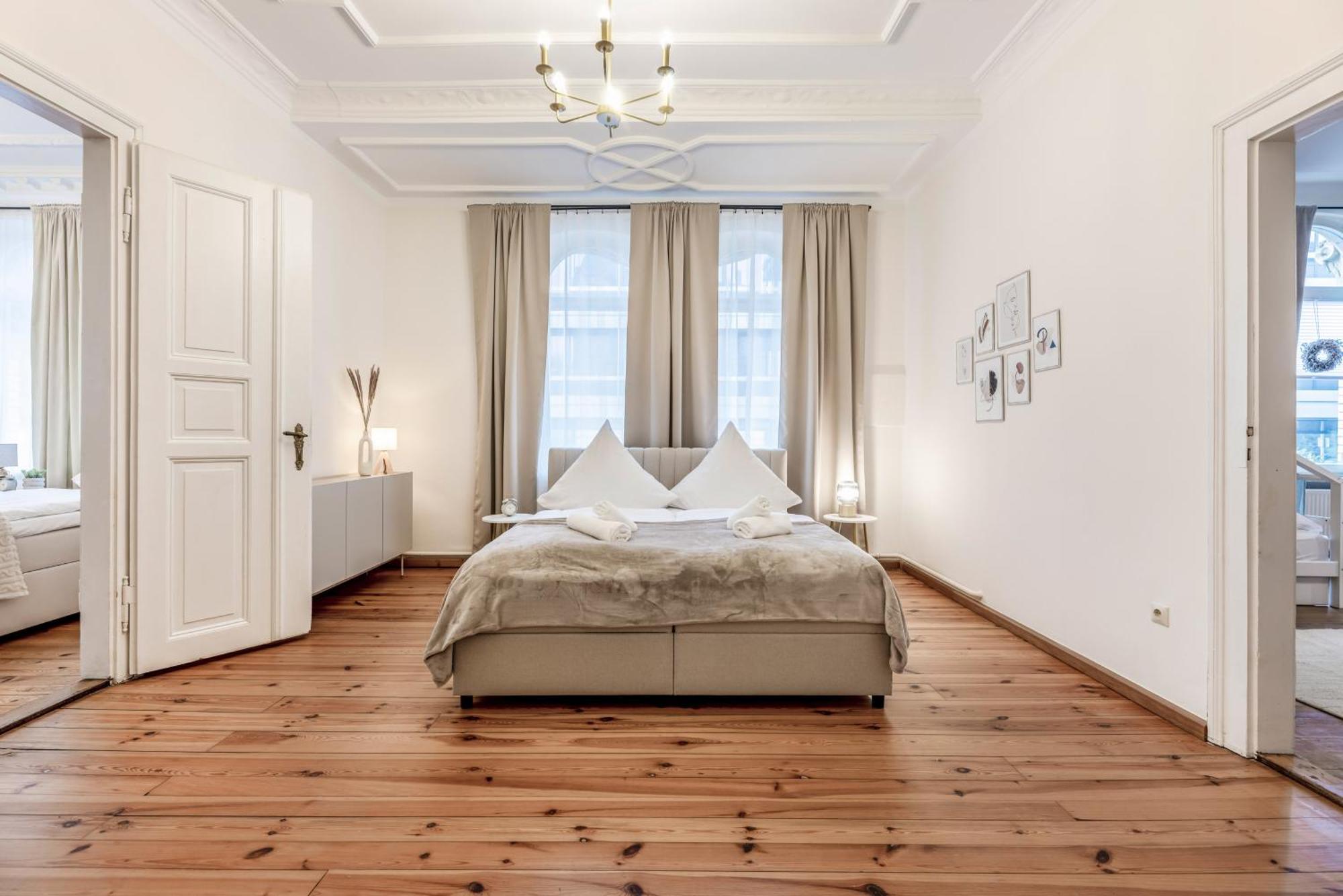 Neu! Einzigartige Stadtvilla, Super Lage, Parkplatz โคบวร์ก ภายนอก รูปภาพ